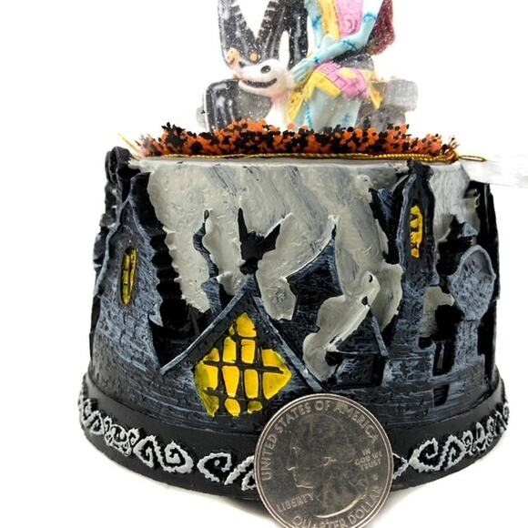 Musical Halloween  Snow Globe Nightmare Before Christmas Jack Sally Zero KCore - Picture 10 of 11